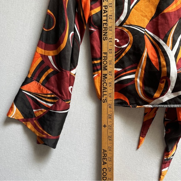 Zara Disco Multicolor Abstract Print Bell Sleeve knot Blouse Sz XS - Picture 8 of 9
